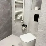 Apartment Stylish 2-bedroom In Center - 5m Walk To Metro Station Serdika, Statue -- 1 Fullbath & 1washroom Sofia