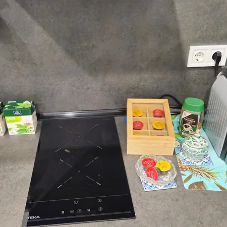 Stylish 2-bedroom In Center - 5m Walk To Metro Station Serdika, Statue -- 1 Fullbath & 1washroom